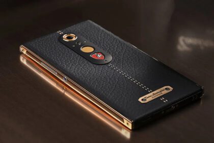 Αποκλειστικά τηλέφωνα Καλοκαίρι 2024