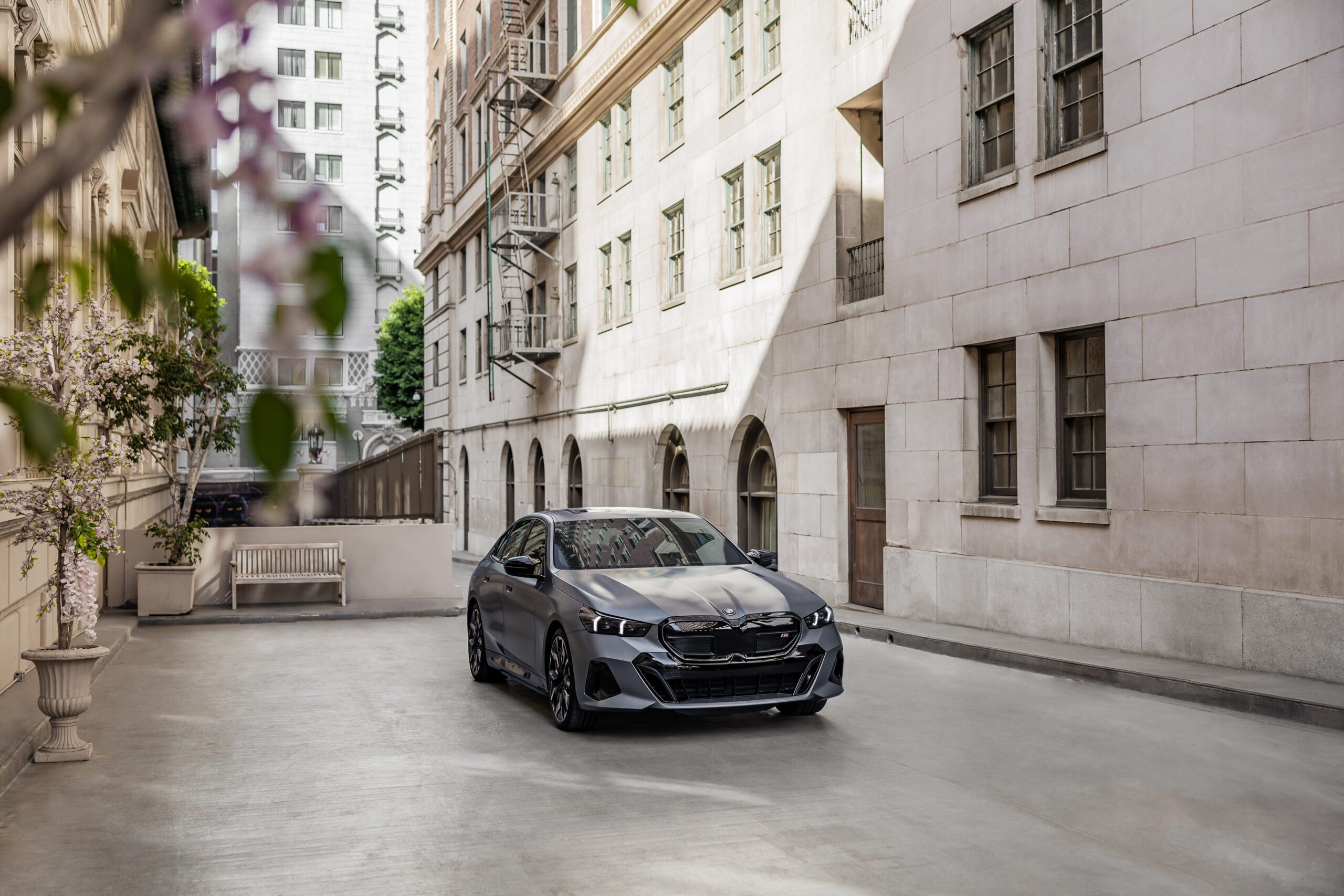 &Delta;&iota;&alpha;&phi;ή&mu;&iota;&sigma;&eta; &tau;&omicron;&upsilon; Christopher Walken &gamma;&iota;&alpha; &tau;&eta;&nu; BMW &kappa;&alpha;&iota; &kappa;&lambda;&iota;&mu;&alpha;&kappa;&omega;&tau;ή