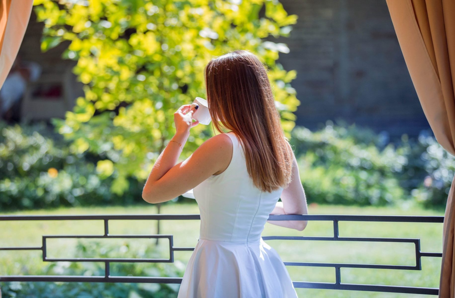 Καφές στο πάρκο Manor House Spa