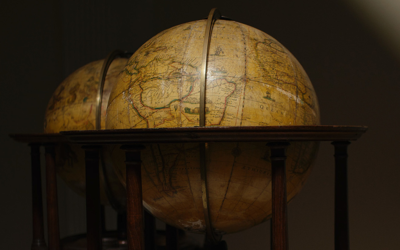 Ιστορική δημοπρασία σφαίρας στο Charites