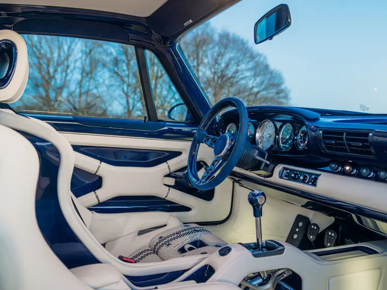 &Epsilon;&xi;&alpha;&iota;&rho;&epsilon;&tau;&iota;&kappa;ή Porsche8