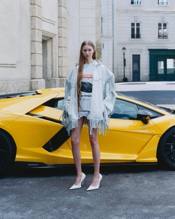 Καμπάνια Balenciaga Lamborghini3