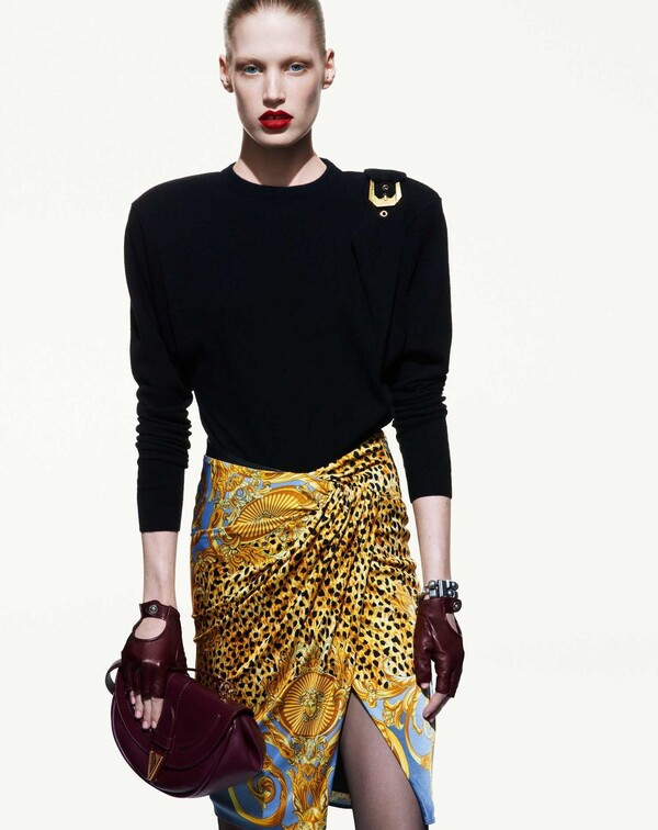 &Kappa;&alpha;&mu;&pi;ά&nu;&iota;&alpha; Versace10