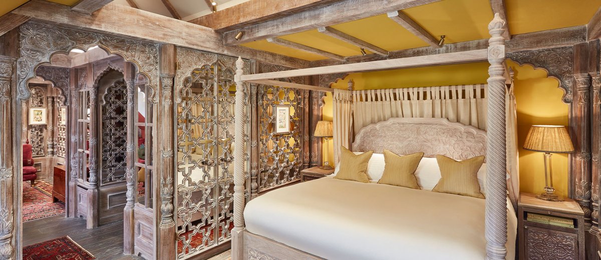 &eta; &beta;&alpha;&sigma;&iota;&lambda;&iota;&kappa;ή &sigma;&tau;&omicron;ά