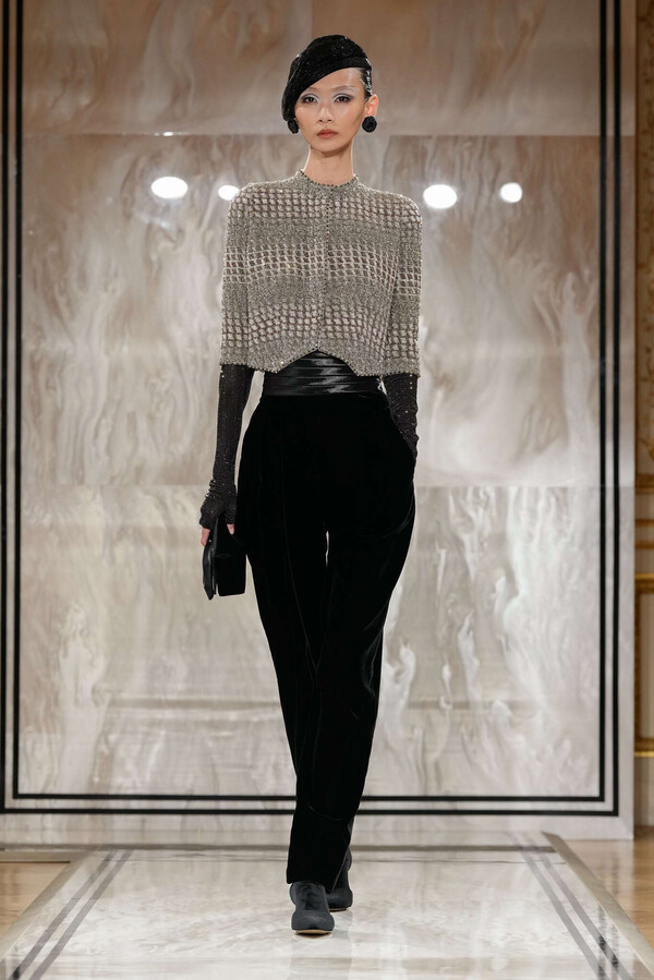 &Tau;&zeta;ό&rho;&tau;&zeta;&iota;&omicron; &Alpha;&rho;&mu;ά&nu;&iota; &pi;έ&theta;&alpha;&nu;&epsilon;4