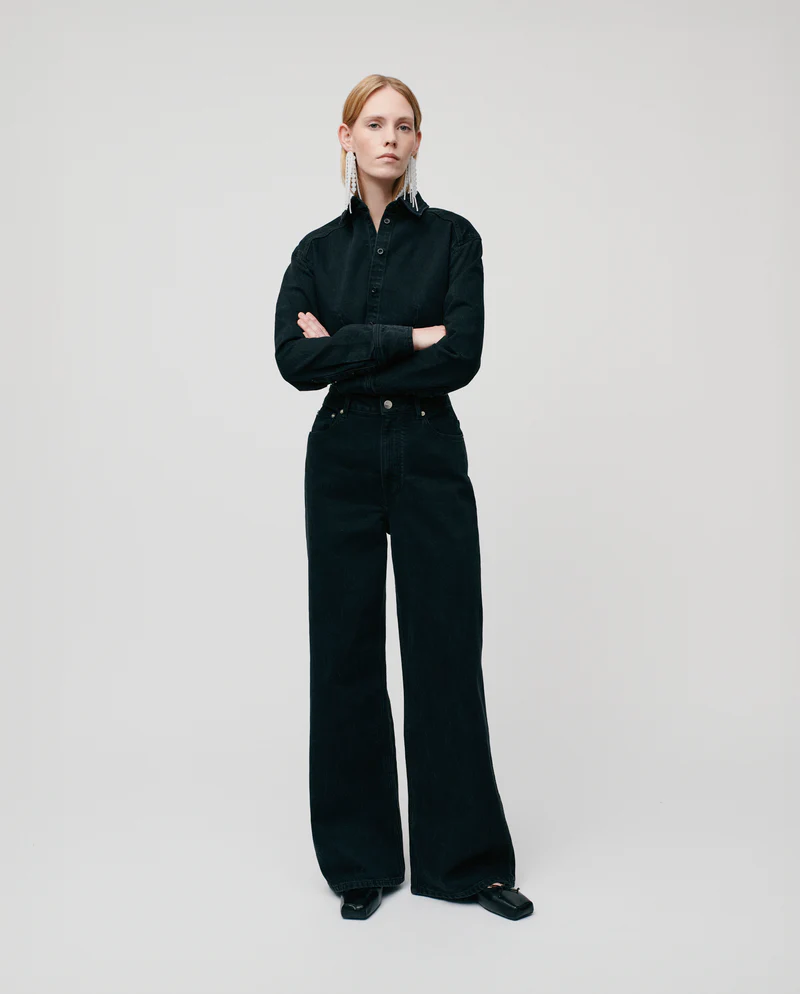 Ivy Oak &Tau;&iota; &Mu;ά&rho;&kappa;&alpha; &Epsilon;ί&nu;&alpha;&iota;