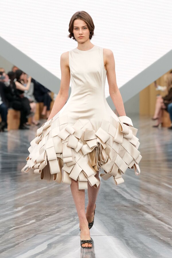 &Tau;&zeta;ό&nu;&alpha;&theta;&alpha;&nu; Ά&nu;&tau;&epsilon;&rho;&sigma;&omicron;&nu; I Dior4