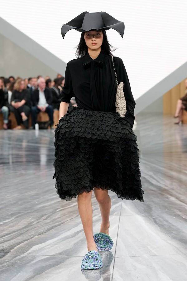 &Tau;&zeta;ό&nu;&alpha;&theta;&alpha;&nu; Ά&nu;&tau;&epsilon;&rho;&sigma;&omicron;&nu; I Dior2