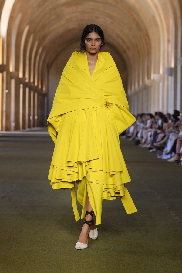 &Mu;&iota;&nu;&iota;&mu;&alpha;&lambda;&iota;&sigma;&mu;ό&sigmaf; &Sigma;&epsilon; &Upsilon;&pi;&omicron;&chi;ώ&rho;&eta;&sigma;&eta; Jacquemus2