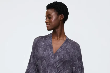 Πολυτελές Γυναικείο Μπουρνούζι1