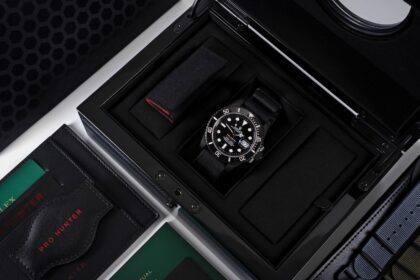 Rolex Pro Hunter Submariner 126610ln Μαύρος Θρύλος Σε Νέα Έκδοση