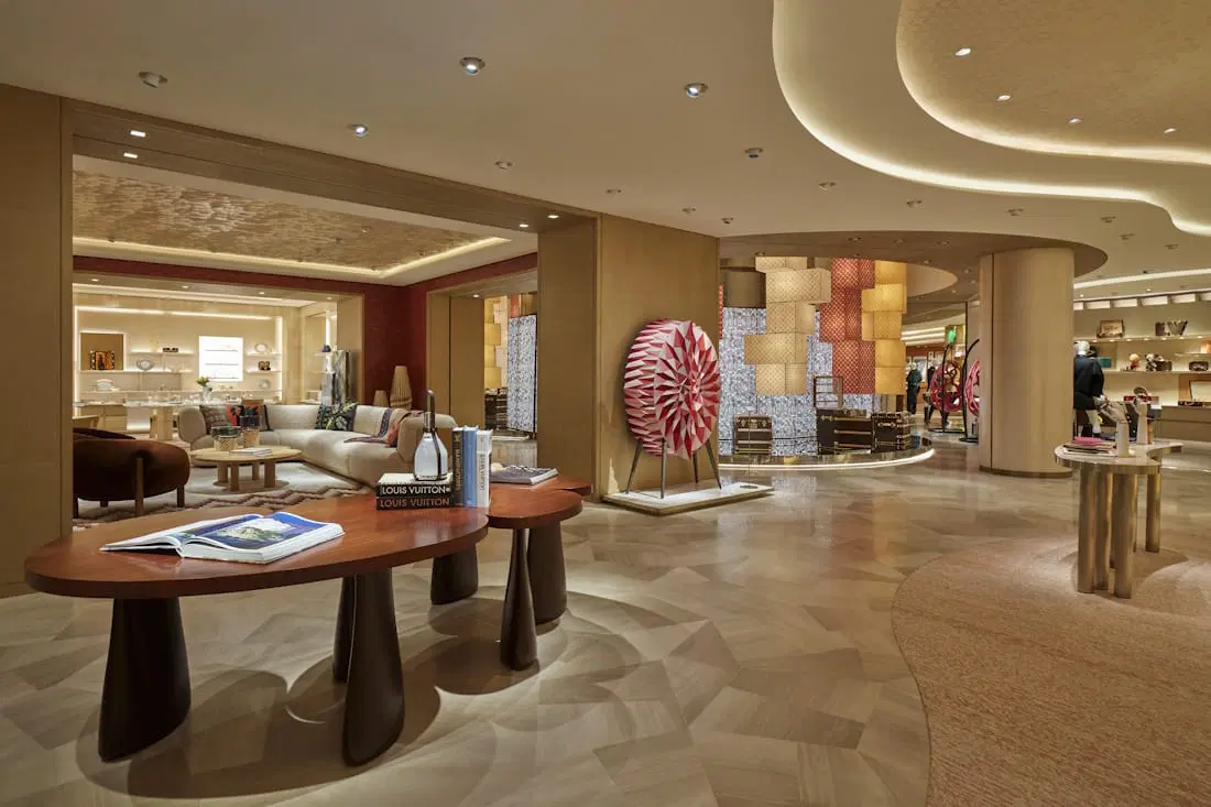 Louis Vuitton &Sigma;&tau;&eta; &Sigma;&epsilon;&omicron;ύ&lambda;6