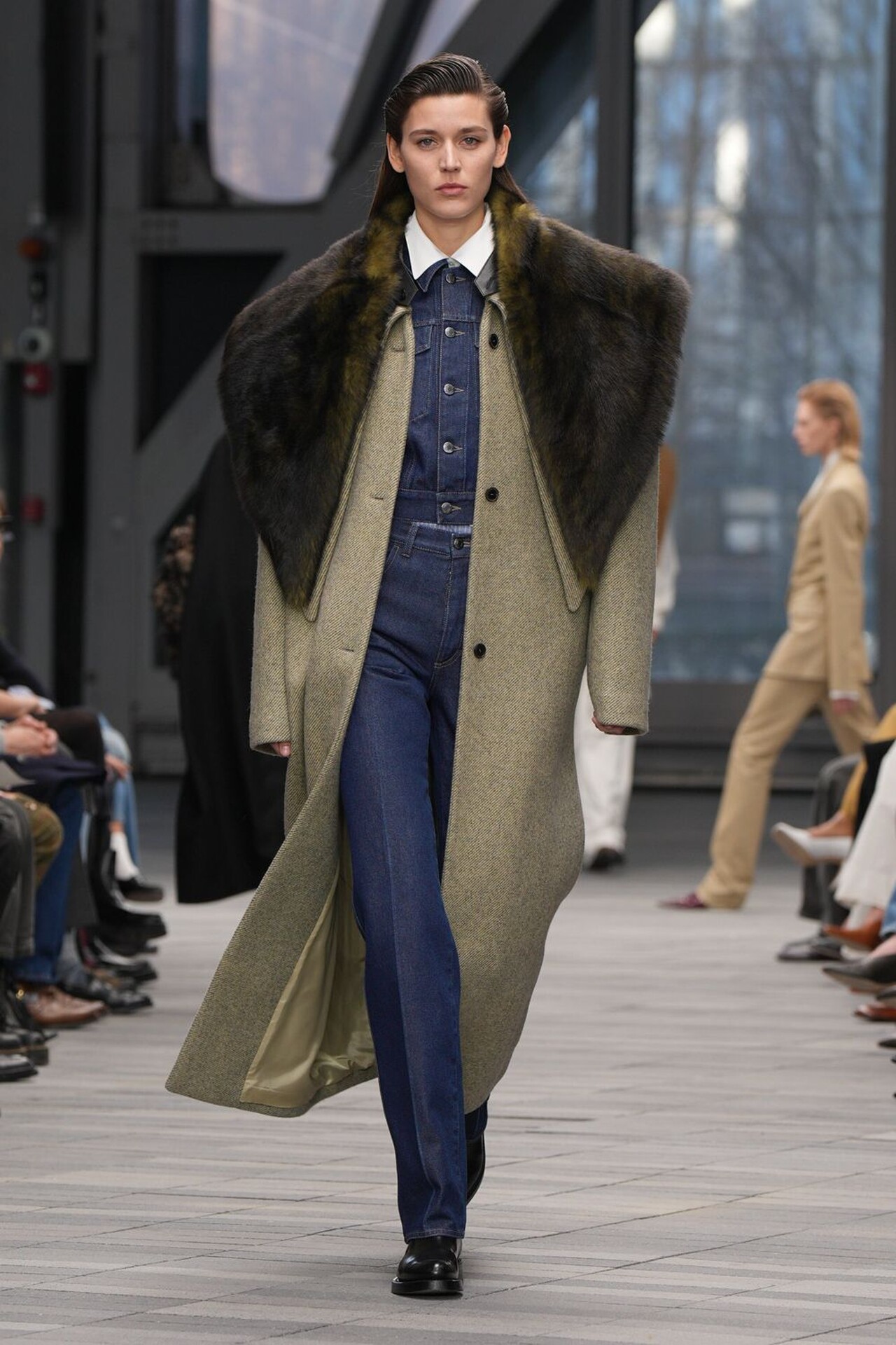 Calvin Klein &Alpha;&nu;ά&mu;&epsilon;&sigma;&alpha; &sigma;&tau;&omicron;&nu; &Mu;ύ&theta;&omicron; &kappa;&alpha;&iota; &tau;&omicron; &Pi;&alpha;&rho;ό&nu;7