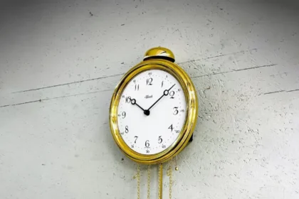 Kaluteres Markes Kremaston Rologion12