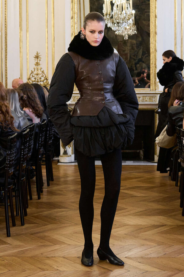 &Chi;&epsilon;&iota;&mu;ώ&nu;&alpha;&sigmaf; Magda Butrym3