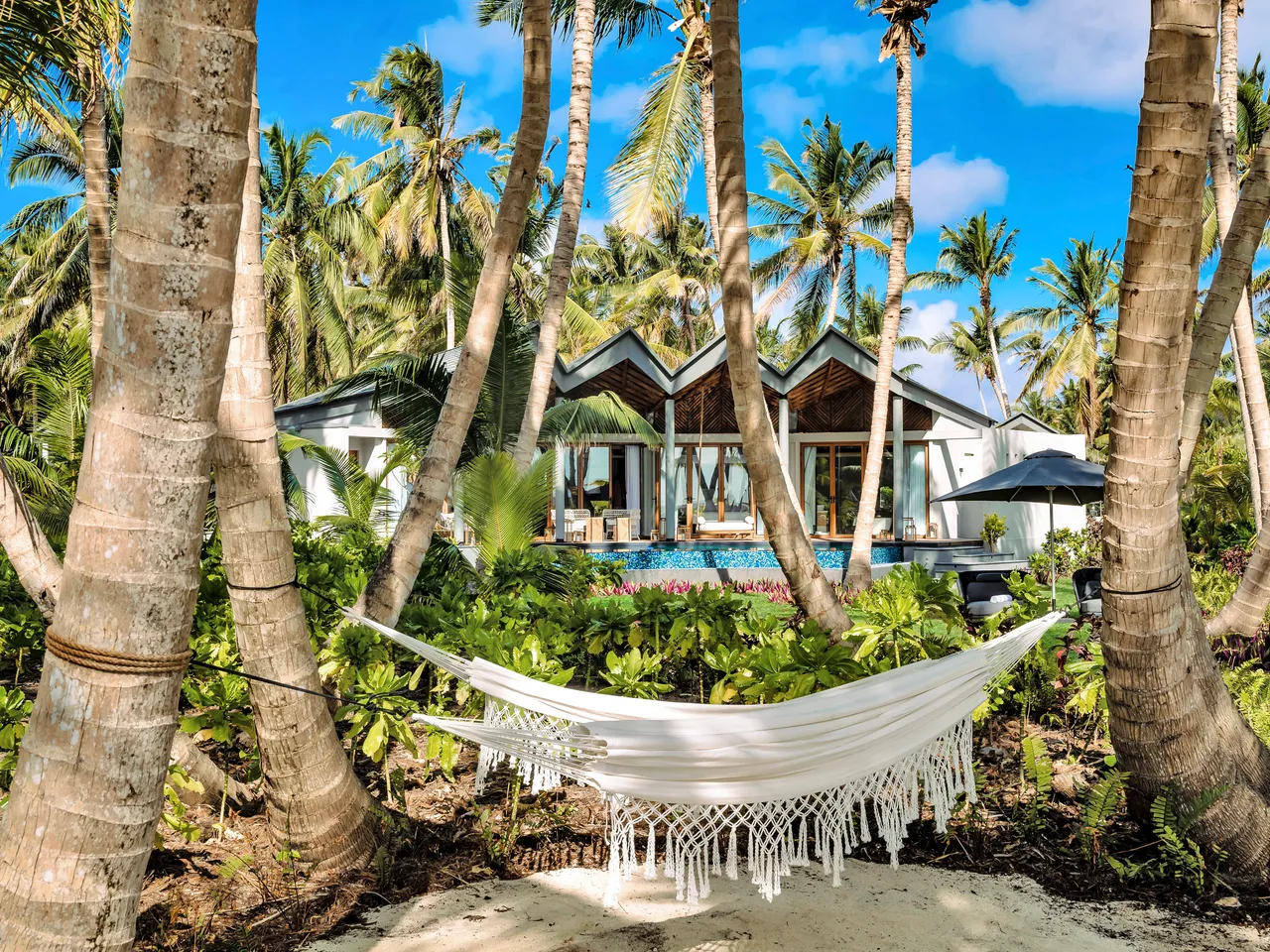 &Kappa;&alpha;&tau;ά&tau;&alpha;&xi;&eta; &Pi;&omicron;&lambda;&upsilon;&tau;&epsilon;&lambda;ώ&nu; &Xi;&epsilon;&nu;&omicron;&delta;&omicron;&chi;&epsilon;ί&omega;&nu;