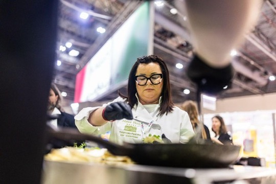 &Kappa;&omicron;&upsilon;&lambda;&iota;&nu;ά&rho;&iota;&kappa;&epsilon;&sigmaf; &Epsilon;&mu;&pi;&nu;&epsilon;ύ&sigma;&epsilon;&iota;&sigmaf; &tau;&eta;&sigmaf; Małgorzaty Figarskiej.peg