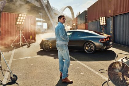 Brad Pitt και Mercedes Amg