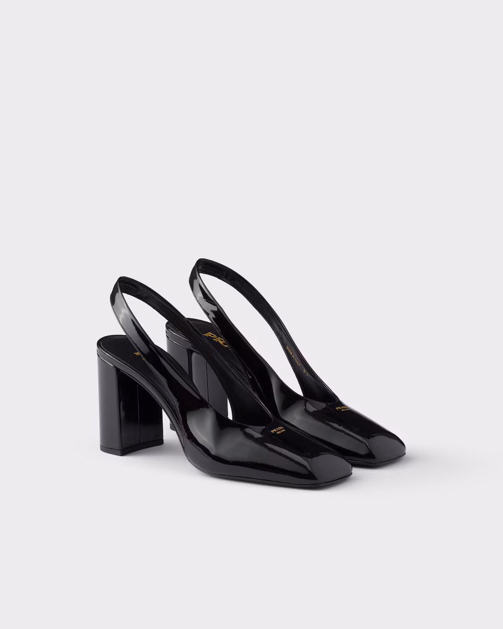 &Gamma;&upsilon;&nu;&alpha;&iota;&kappa;&epsilon;ί&alpha; &Upsilon;&pi;&omicron;&delta;ή&mu;&alpha;&tau;&alpha; Prada